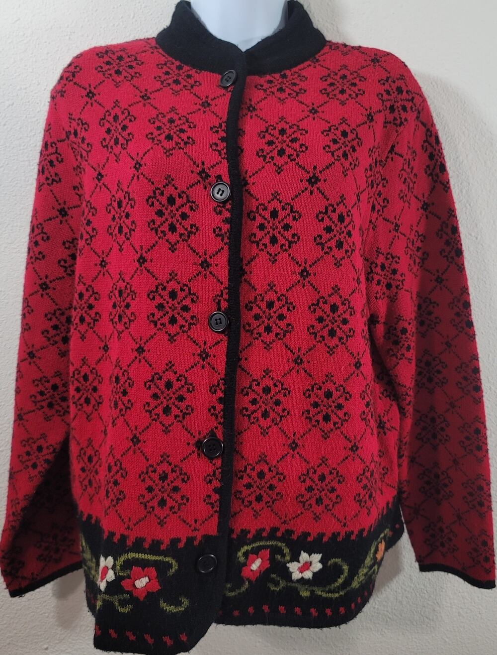 VTG JM Collection Black Red Embroidered Floral Button Up Sweater Large Soft
